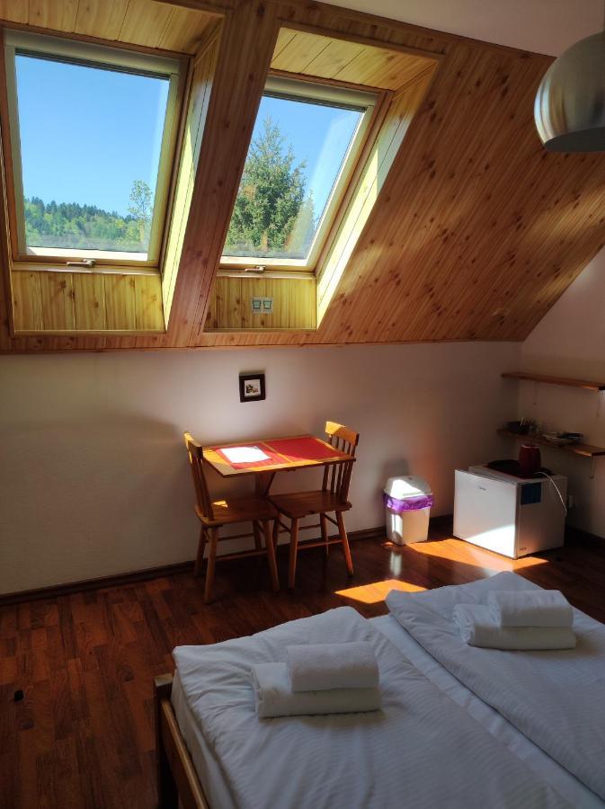 Rezydencja Bukowy Dwor Czarna  Exterior foto