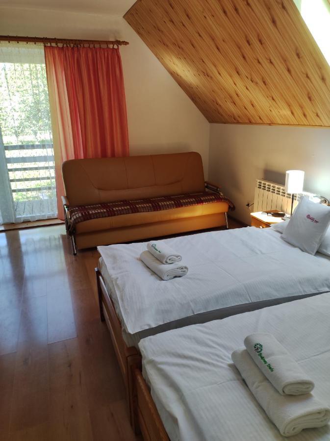 Rezydencja Bukowy Dwor Czarna  Exterior foto