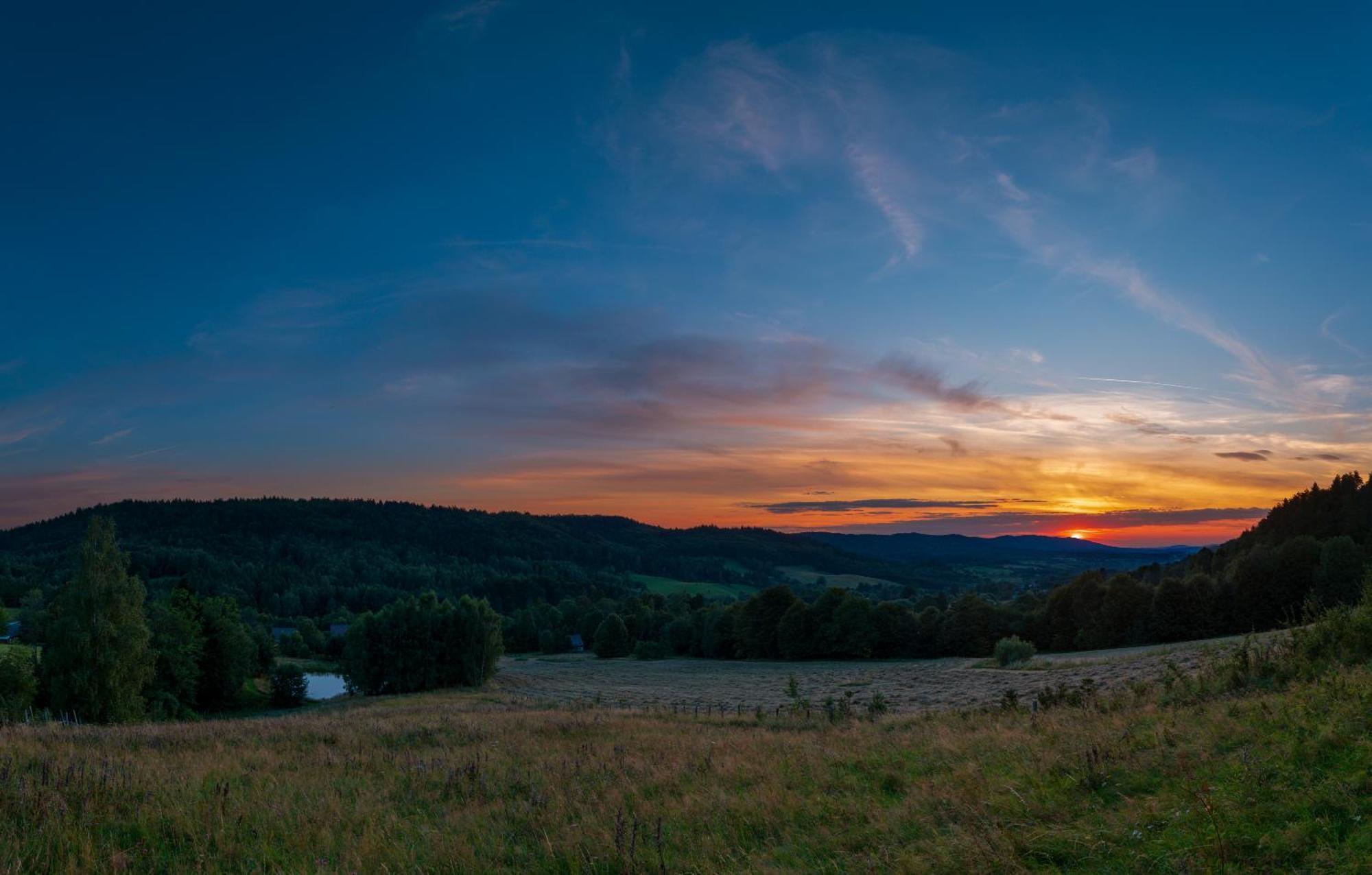 Rezydencja Bukowy Dwor Czarna  Exterior foto